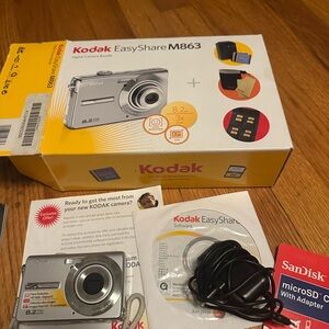 Kodak EasyShare M863
